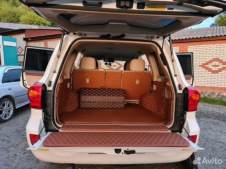 Автомобильные коврики 3D Cadillac Escalade