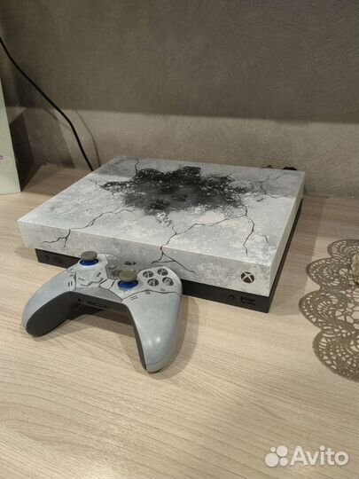 Xbox one x Gears of war 1tb