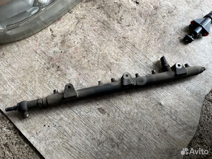 Топливная рампа MAN TGA 2004 51103116037