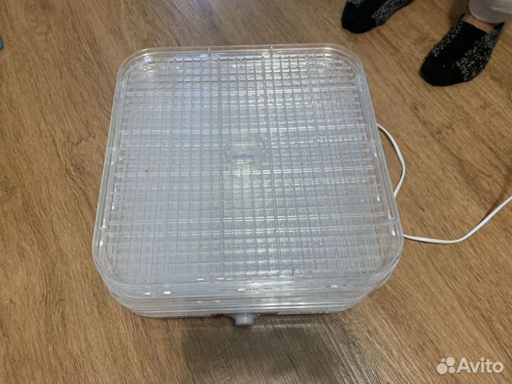 Сушилка для овощей и фруктов olto FD-105