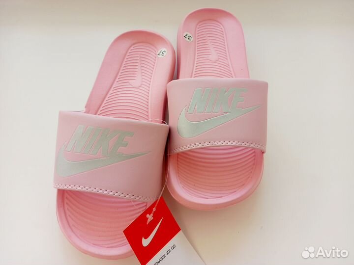 Шлепанцы женские 35 36 новые