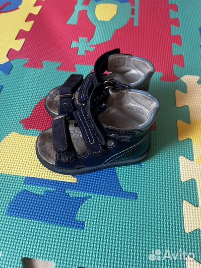 Ортопедические сандали