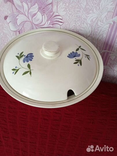 Кастрюля фарфоровая