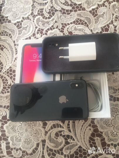 iPhone X, 64 ГБ