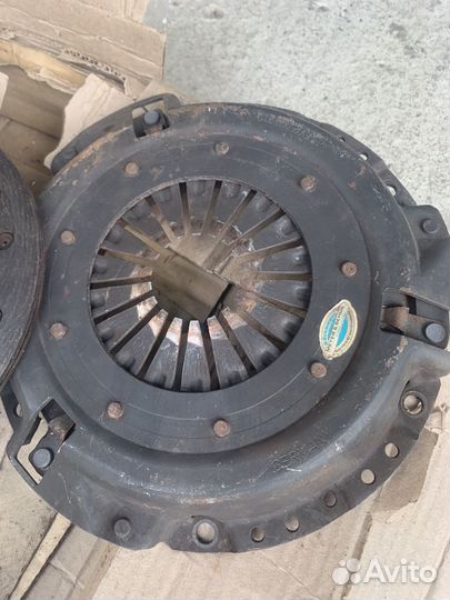 Диск сцепления в сборе. Audi 80, 100