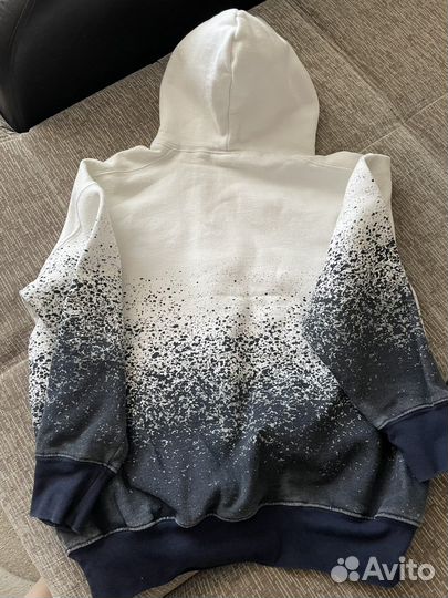 Толстовка с капюшоном