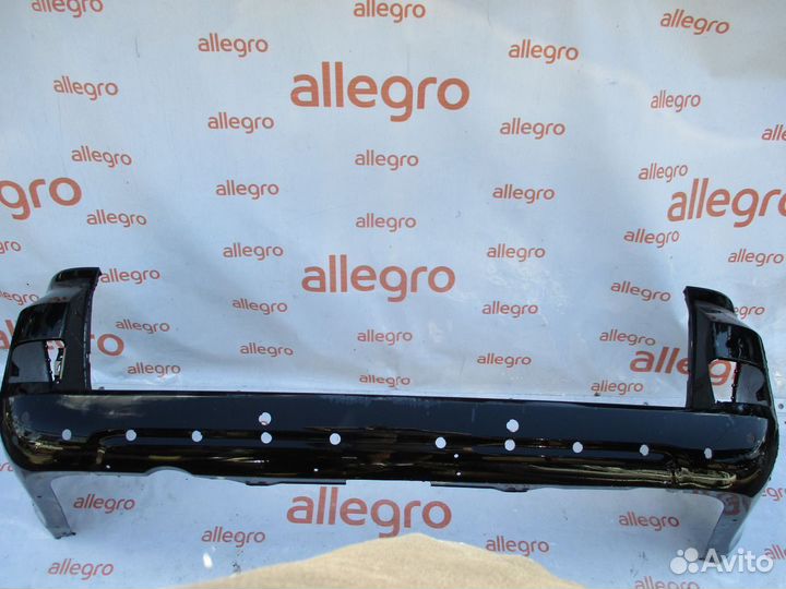 Бампер задний черный TLC 200 2015+