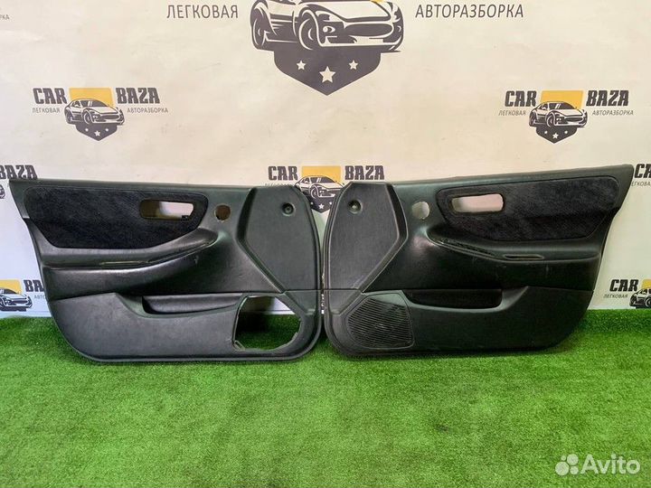 Обшивки дверей Honda Integra