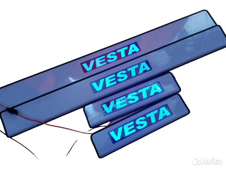 Светодиодные накладки на пороги для Лада Веста