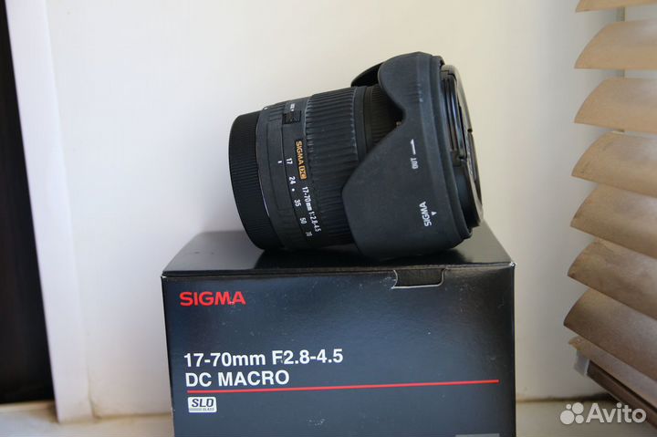 Объектив Sigma 17-70mm f/2.8-4.5 DC Canon