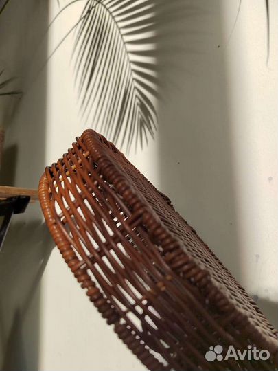 Плетеный поднос