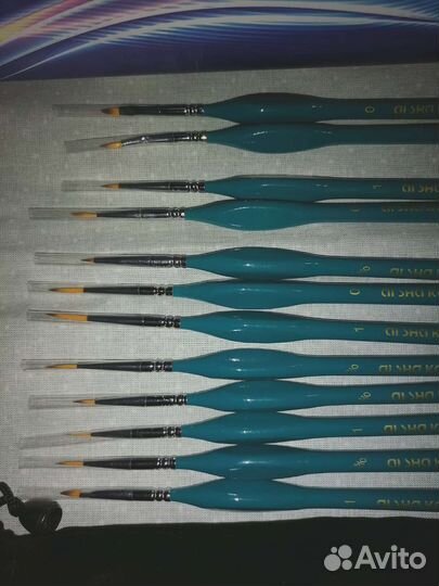 Тонкие кисти