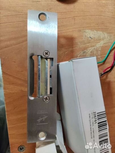 Электрозащелка effeff 34