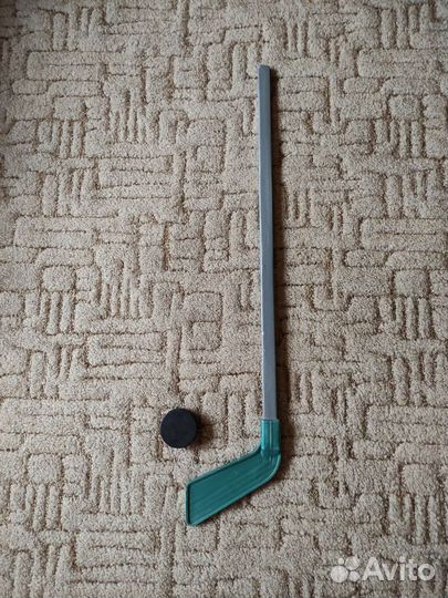 Клюшка детская и шайба