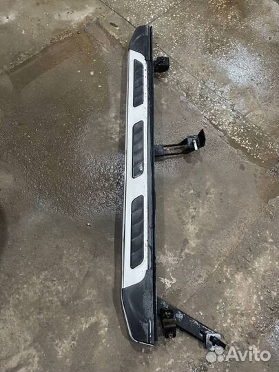 Подножки пороги на toyota rav4