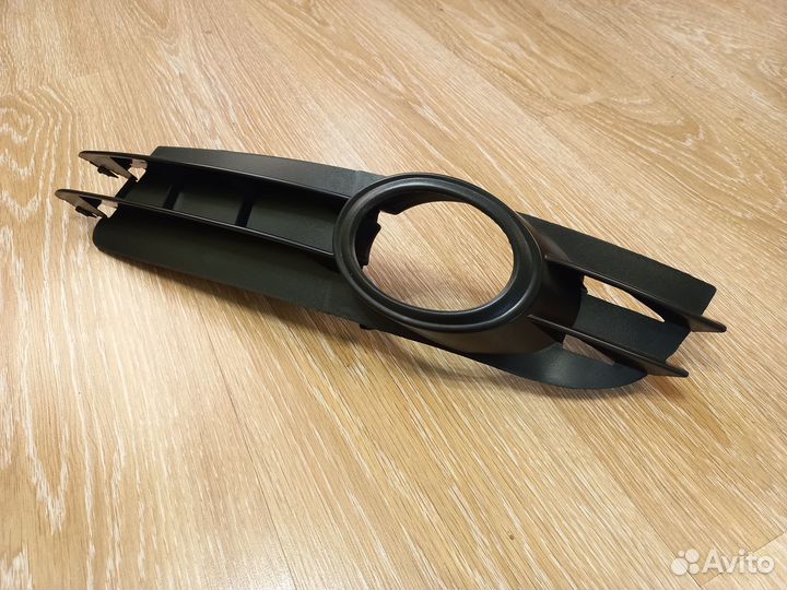 Оправа птф левая Audi A6/C6 2004-2008 LH