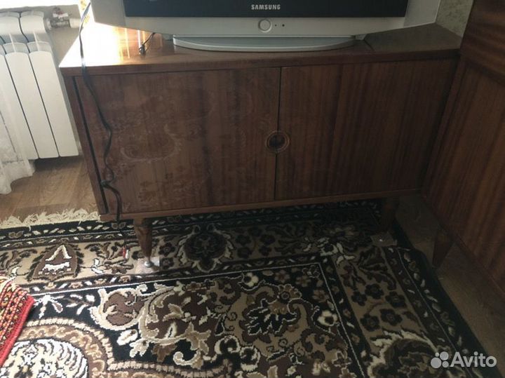 Тумба под телевизор