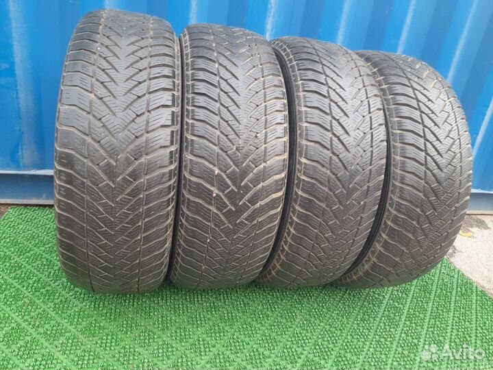 Goodyear UltraGrip SUV+ 245/65 R17 125H
