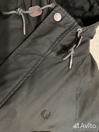 Парка Fred Perry, M