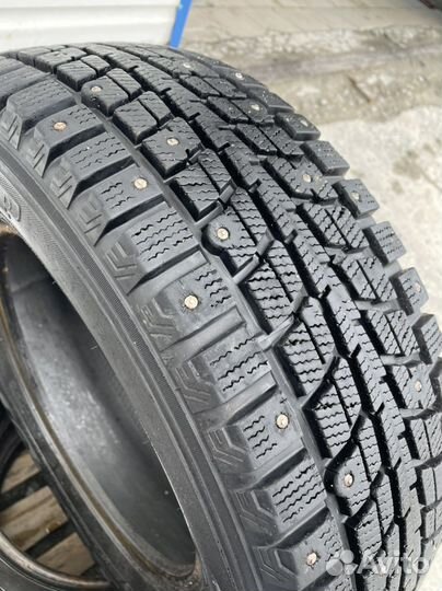 Dunlop SP Winter Ice 01 205/70 R15