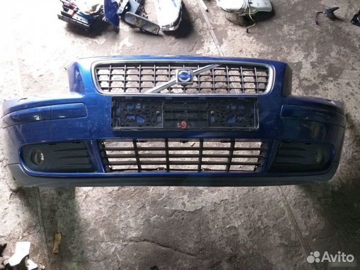 Бампер передний Volvo S40