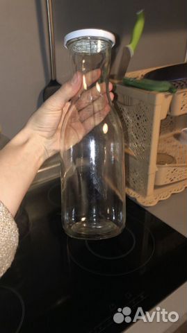 Бутылка стеклянная под вино. 1 л