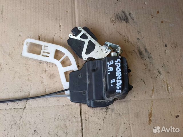 Замок задней правой двери Kia Sportage 2