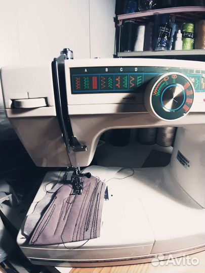 Швейная машина бу janome