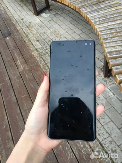 Samsung Galaxy S10+, 8/128 ГБ
