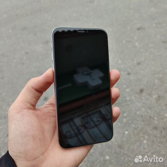 iPhone X, 256 ГБ
