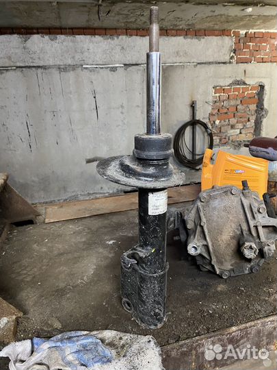 Передняя стойка bmw x5 e53