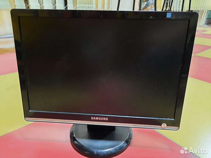 Мониторы 19, 21.5, 17, 15