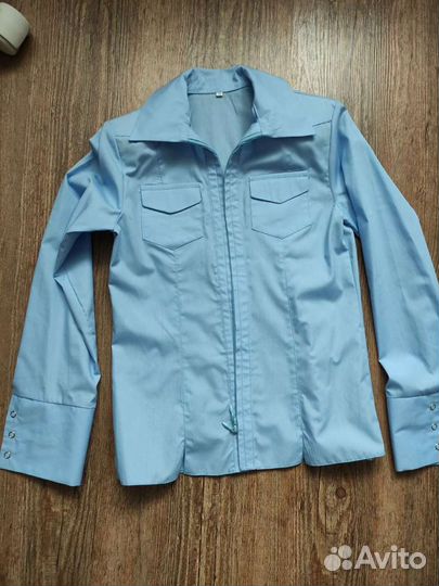 Рубашка школьная новая на девочку