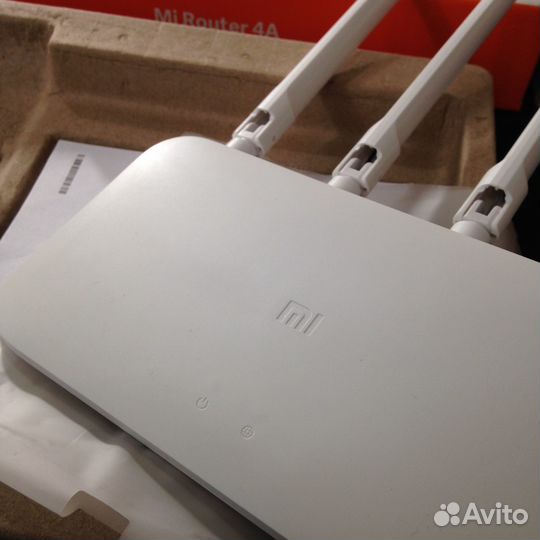 Wi-Fi роутер Xiaomi Mi Wi-Fi Router 4A