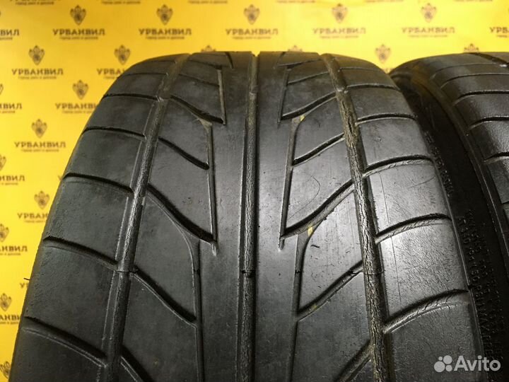 Nitto NT555 Extreme ZR 225/35 R20 90W