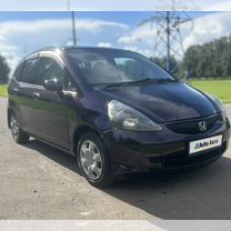 Honda Fit 1.3 CVT, 2006, 208 200 км, с пробегом, цена 519 000 руб.