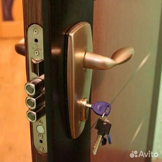 Вскрытие замков. Замена замков. Замена личинки