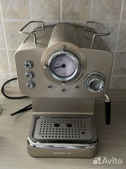 Кофеварка рожковая Polaris PCM 1532E Champagne