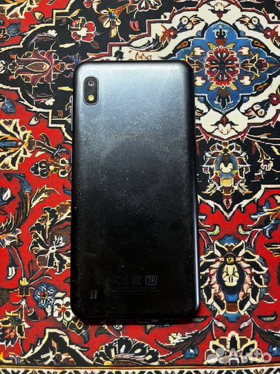 Samsung Galaxy A10, 2/32 ГБ