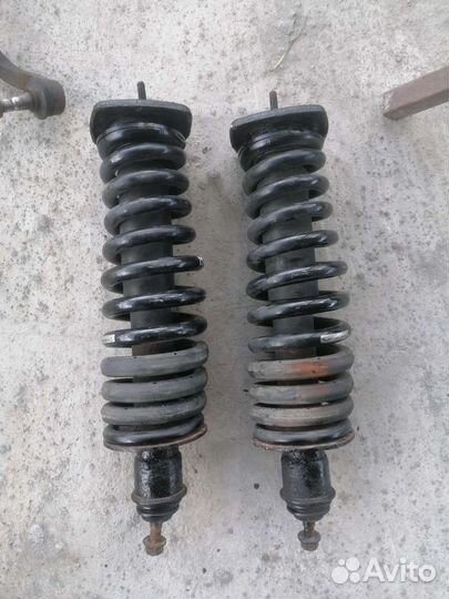 Задние стойки в сборе пружины. ML 163 2.7