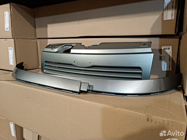 Решетка радиатора и ресницы ваз 2110 кварц