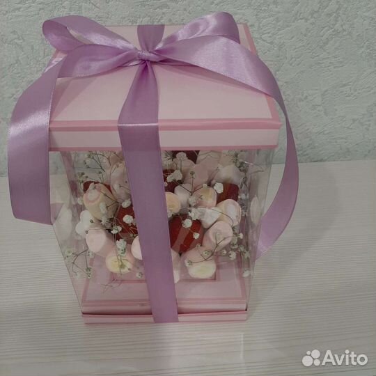 Съедобные сладкий букет в коробке с подсветкой