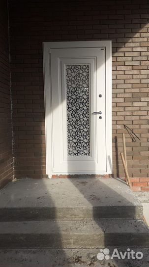 Дверь входная