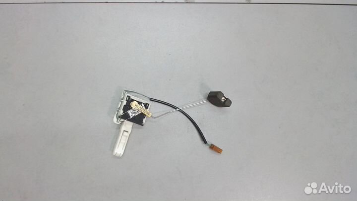 Датчик уровня топлива Porsche Cayenne, 2004