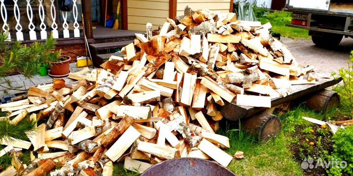 Дрова сухие навалом