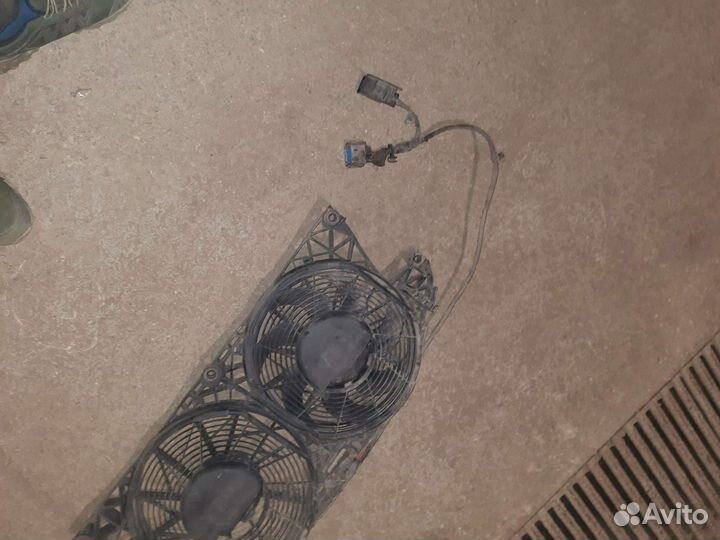Вентилятор охлаждения радиатора мерседес 639