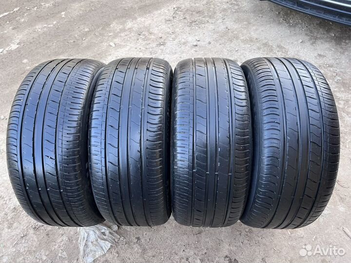 Royal Black Royal Performance 285/50 R20