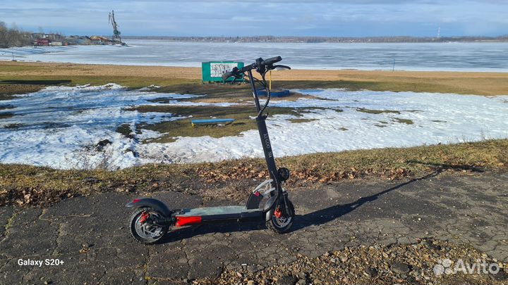 Электросамокат kugoo m4