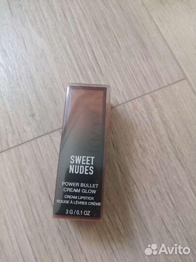 Huda beauty помада