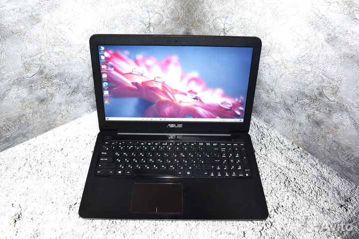 Ноутбук asus на Core i3-6100U/ 940MX/ full HD